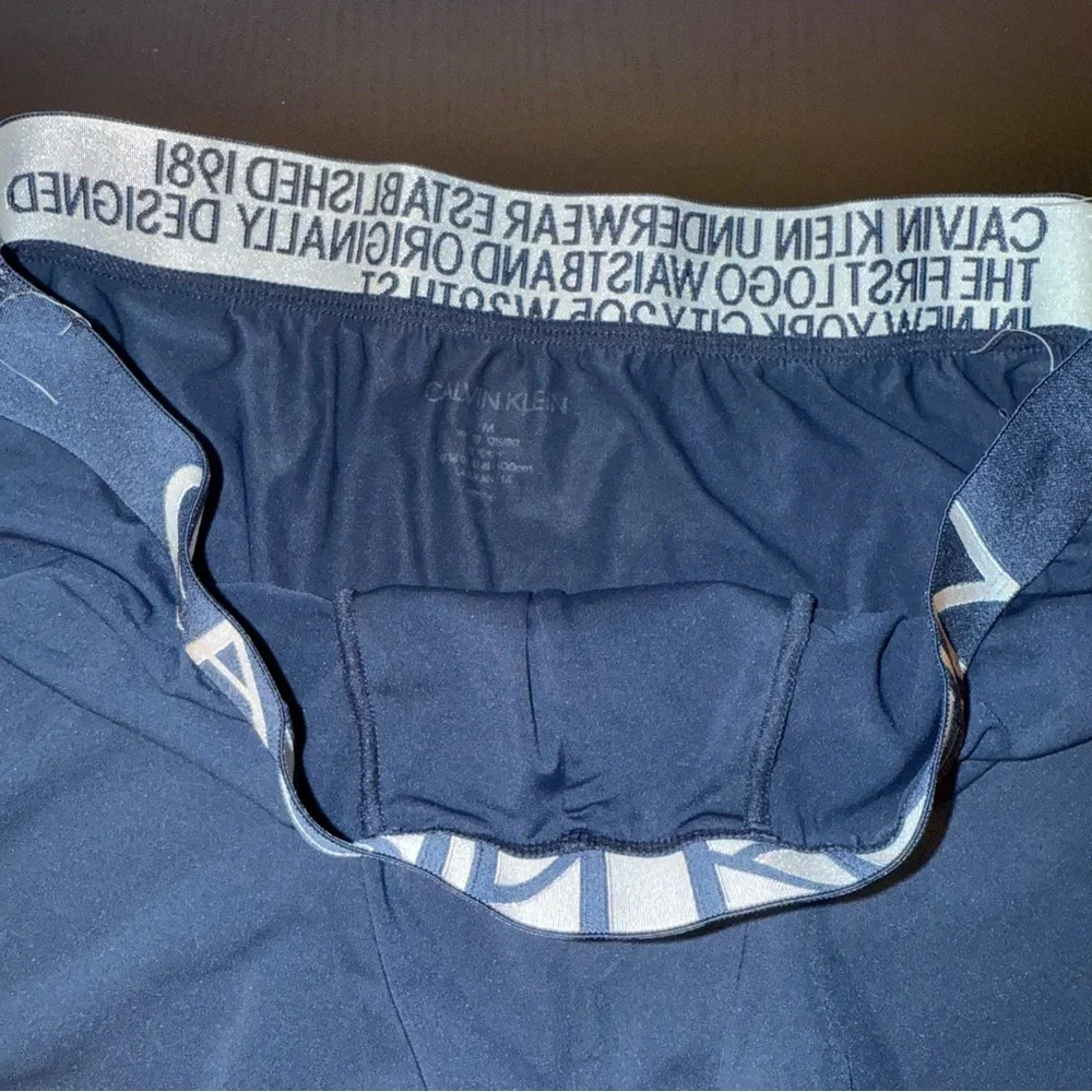 Calvin Klein Size MD Statement Boxer Brief - Picture 4 of 6
